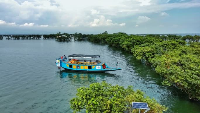 Haor Day Tour: Traditional Boat Escape to Tanguar Haor (২ রাত ১ দিন)
